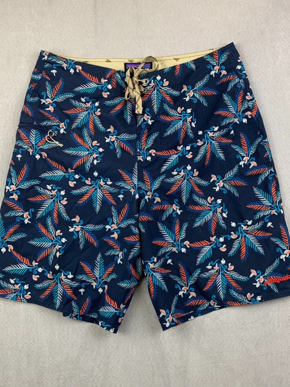 Patagonia Mens Swim Trunks 31 Navy Blue Printed Stretch Planing Board Shorts 9"